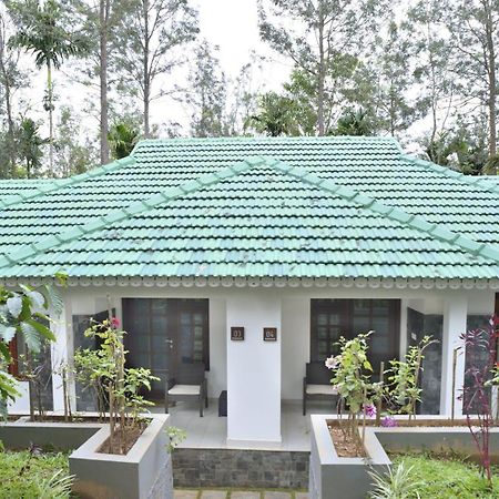 The Woods Resorts Wayanad Sultan Bathery Exterior foto