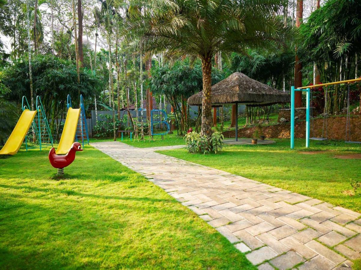 The Woods Resorts Wayanad Sultan Bathery Exterior foto