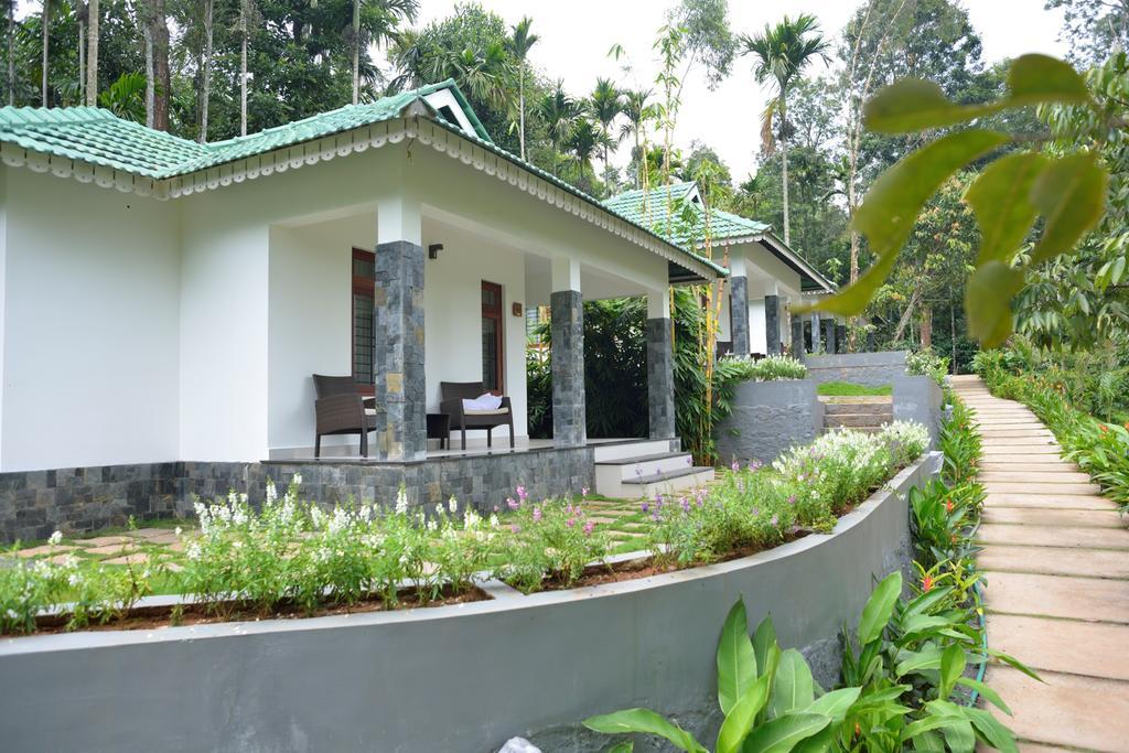 The Woods Resorts Wayanad Sultan Bathery Exterior foto